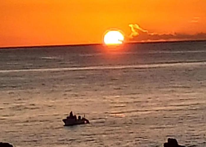 Apartamento Pedras Negras House Biscoitos (Terceira)